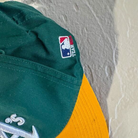 Vintage 90s Oakland A's Team MLB Baseball Cap - Picture 2 of 6
